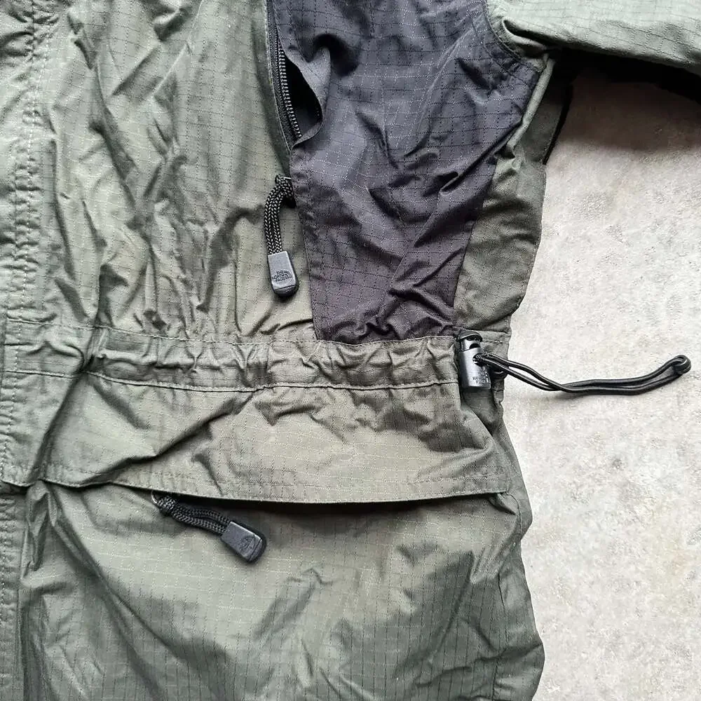 The North Face Gore-Tex Waterproof Hooded Jacket - Small